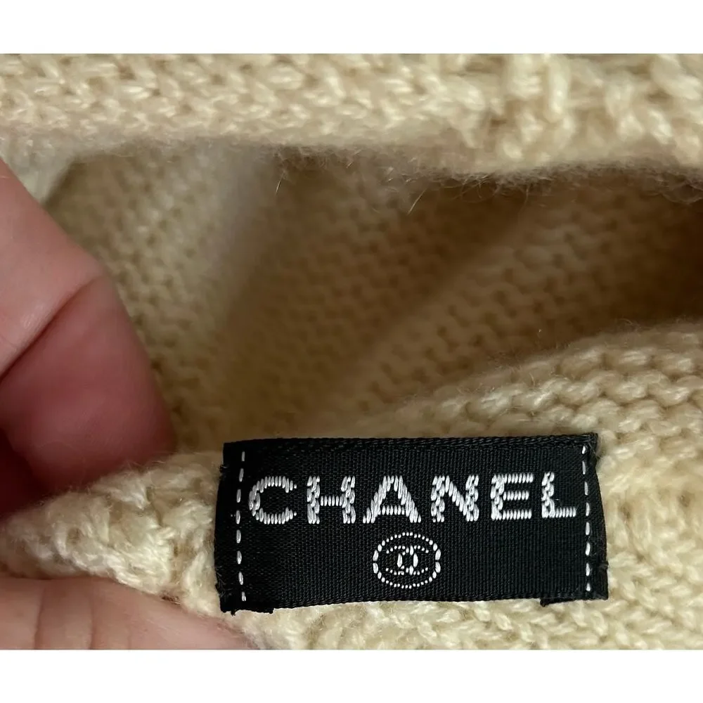 CHANEL Logo Cashmere Hat Beanie